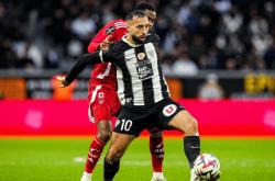 开云体育平台APP-关于里昂球员传呼队友备战关键比赛的信息