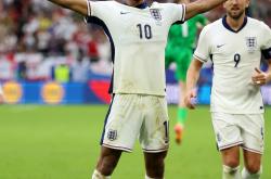 开云APP-阵容平庸的英格兰队惨遭淘汰