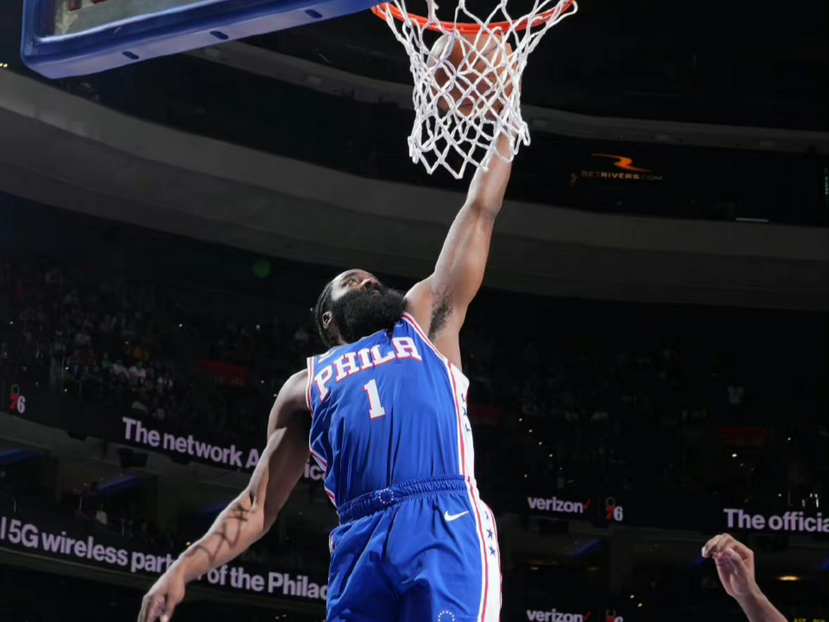 火箭擒下步行者，哈登砍下全队最高33分