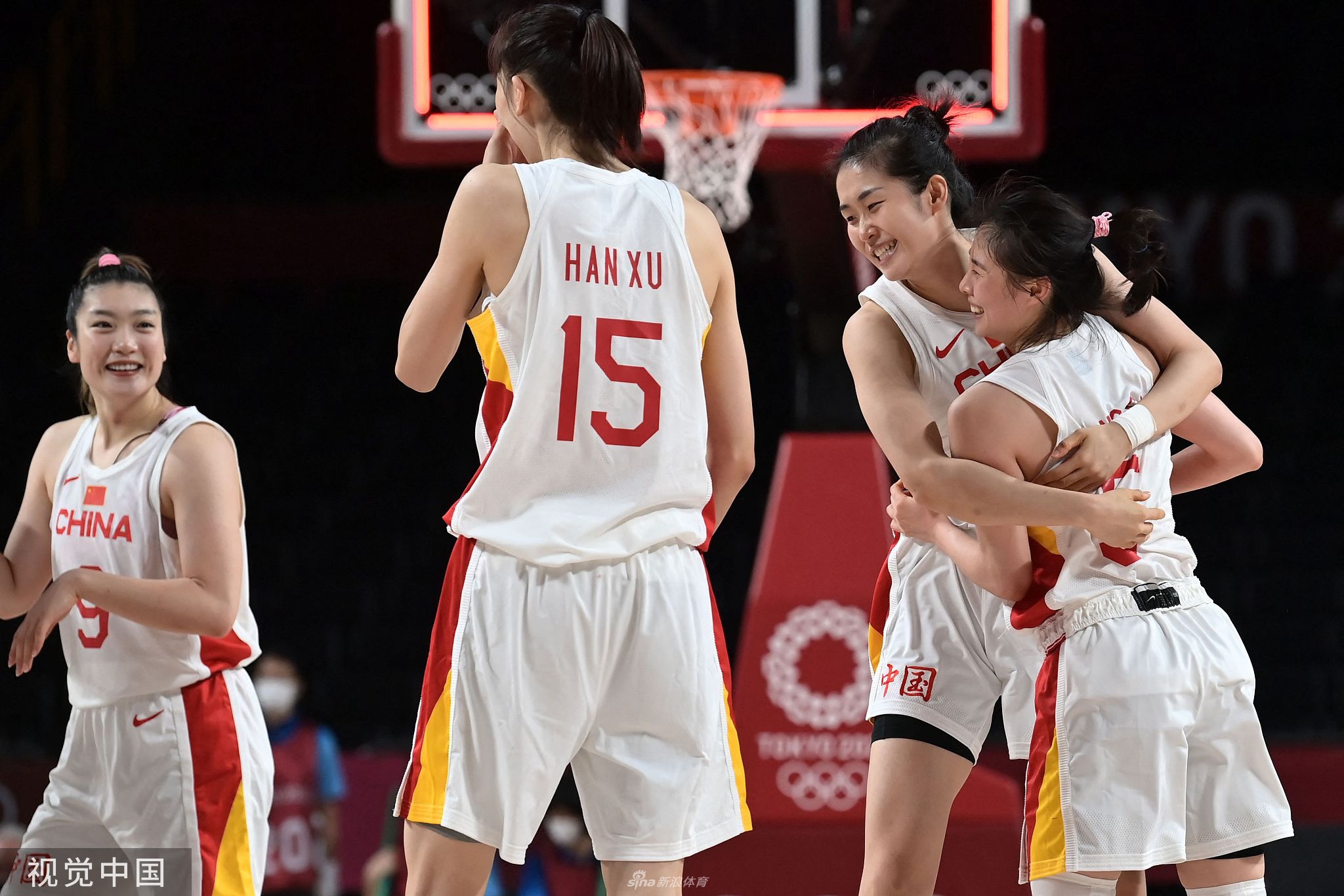 西班牙女篮惊险胜出晋级八强